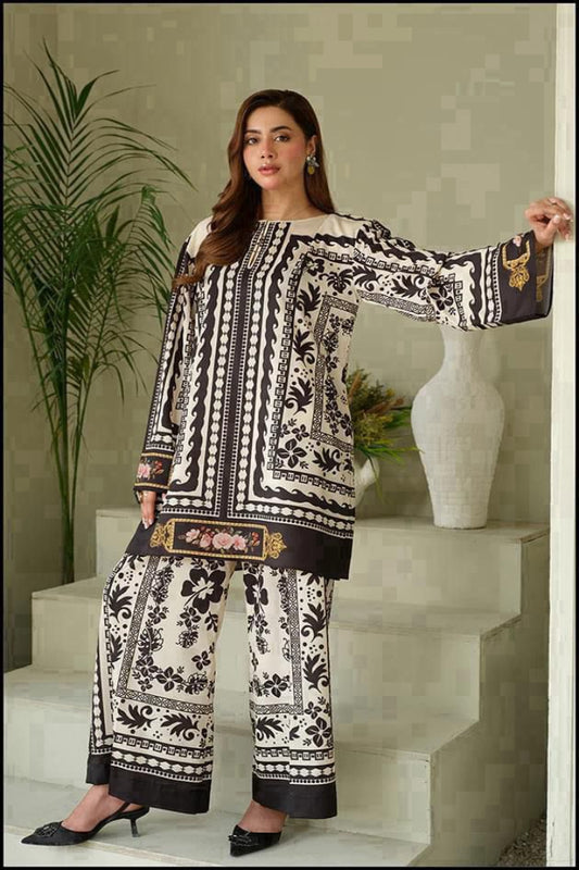 Shamoze Silk Digital 3pc Unstitched Suit 18