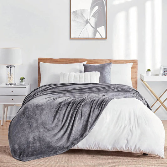 Luxury Redos Microfiber Blankets