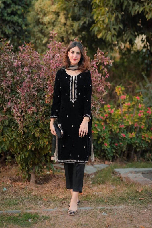 SIDRA MUMTAZ VELVET UNSTITCHED EMB 3PC