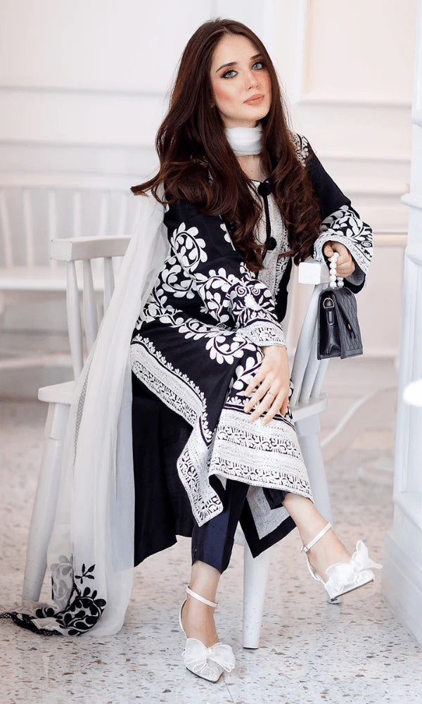 ZARKASHA LAWN PREMIUM UNSTICHED EMB 3PC