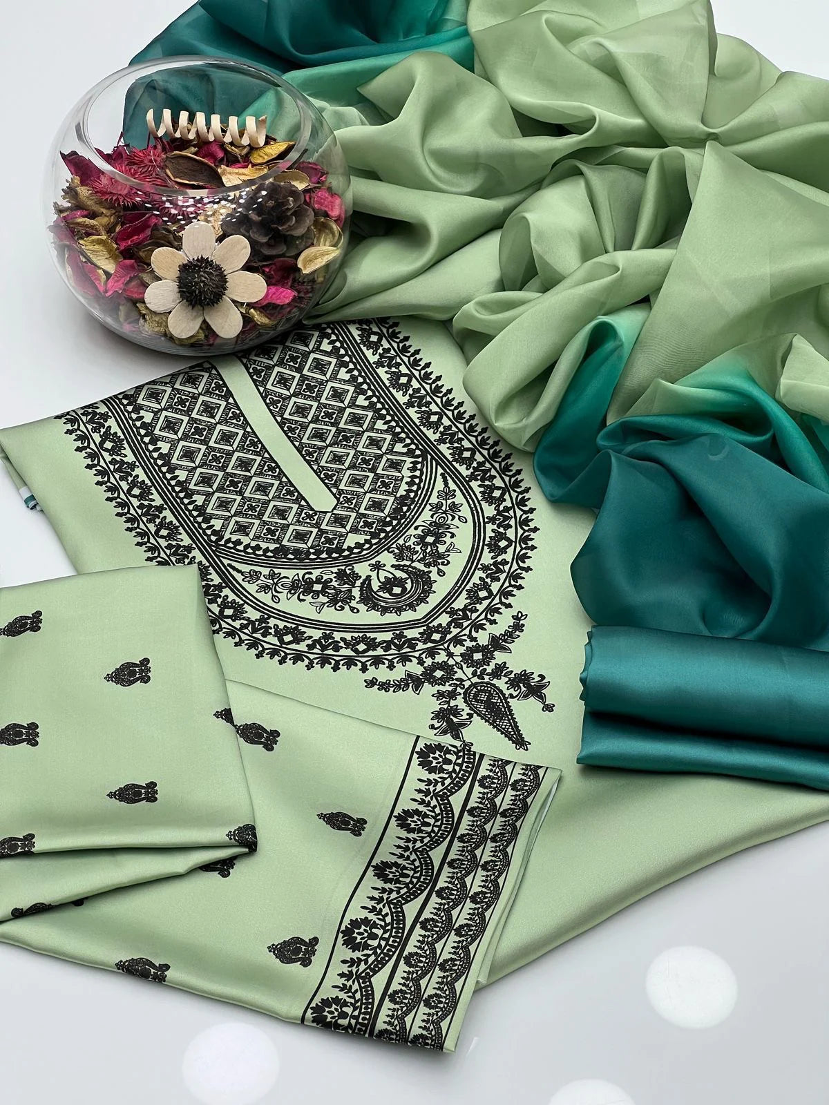 Shamoze Silk Digital Tye ‘N’ Dye 3pc Unstitched Suit -23