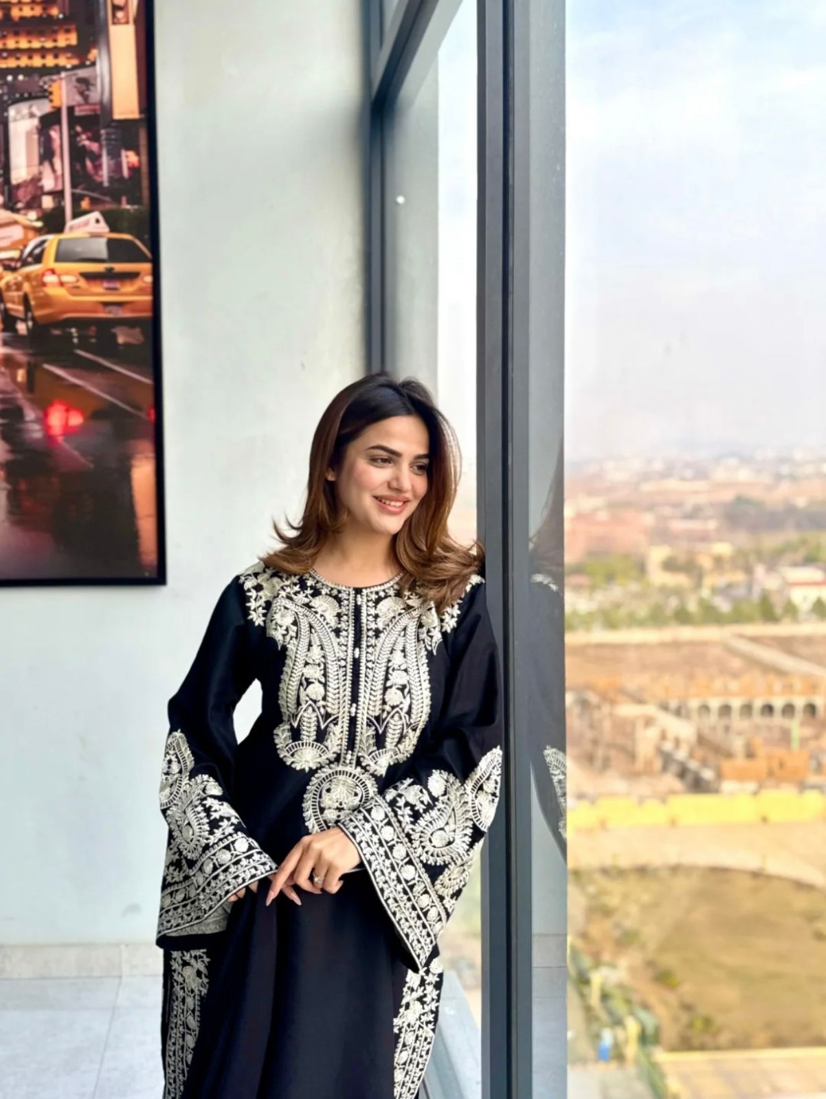 Urge LAWN LUXURY UNSTITCHED EMB 3PC